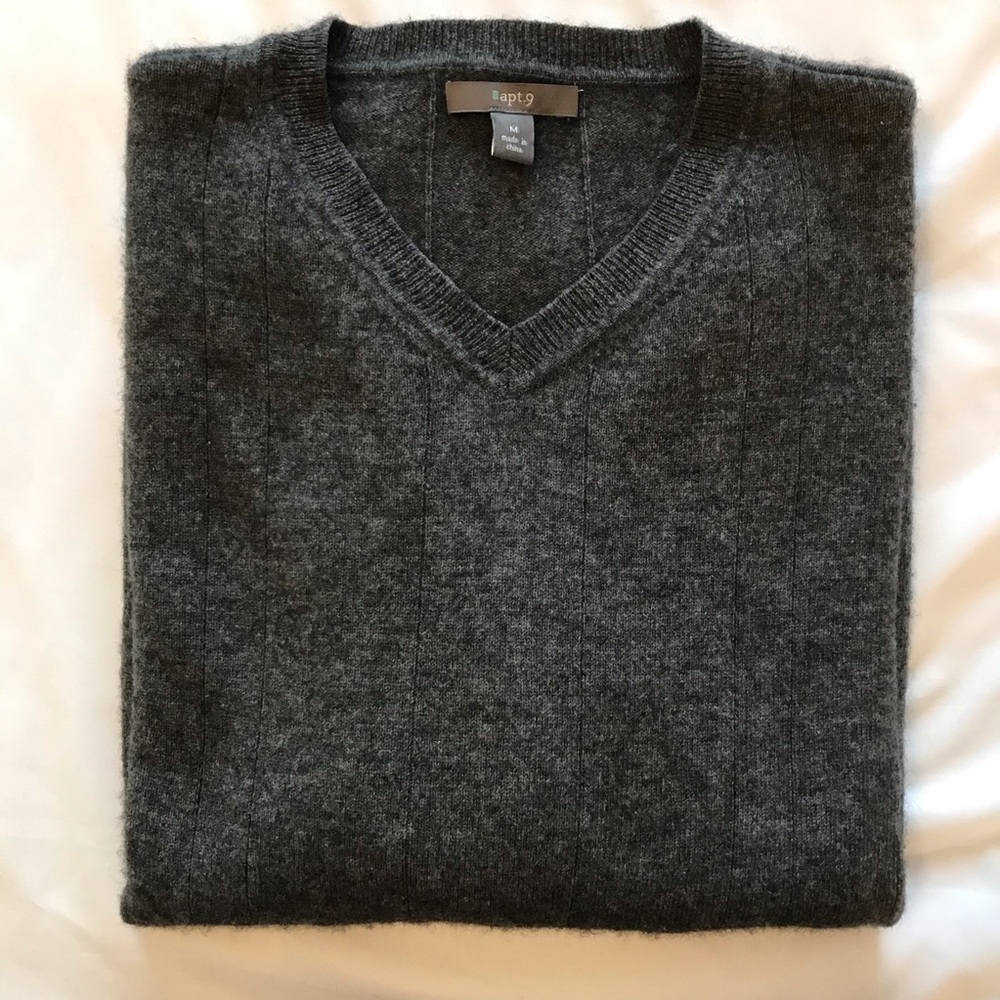 Apt 9 cashmere sweater M